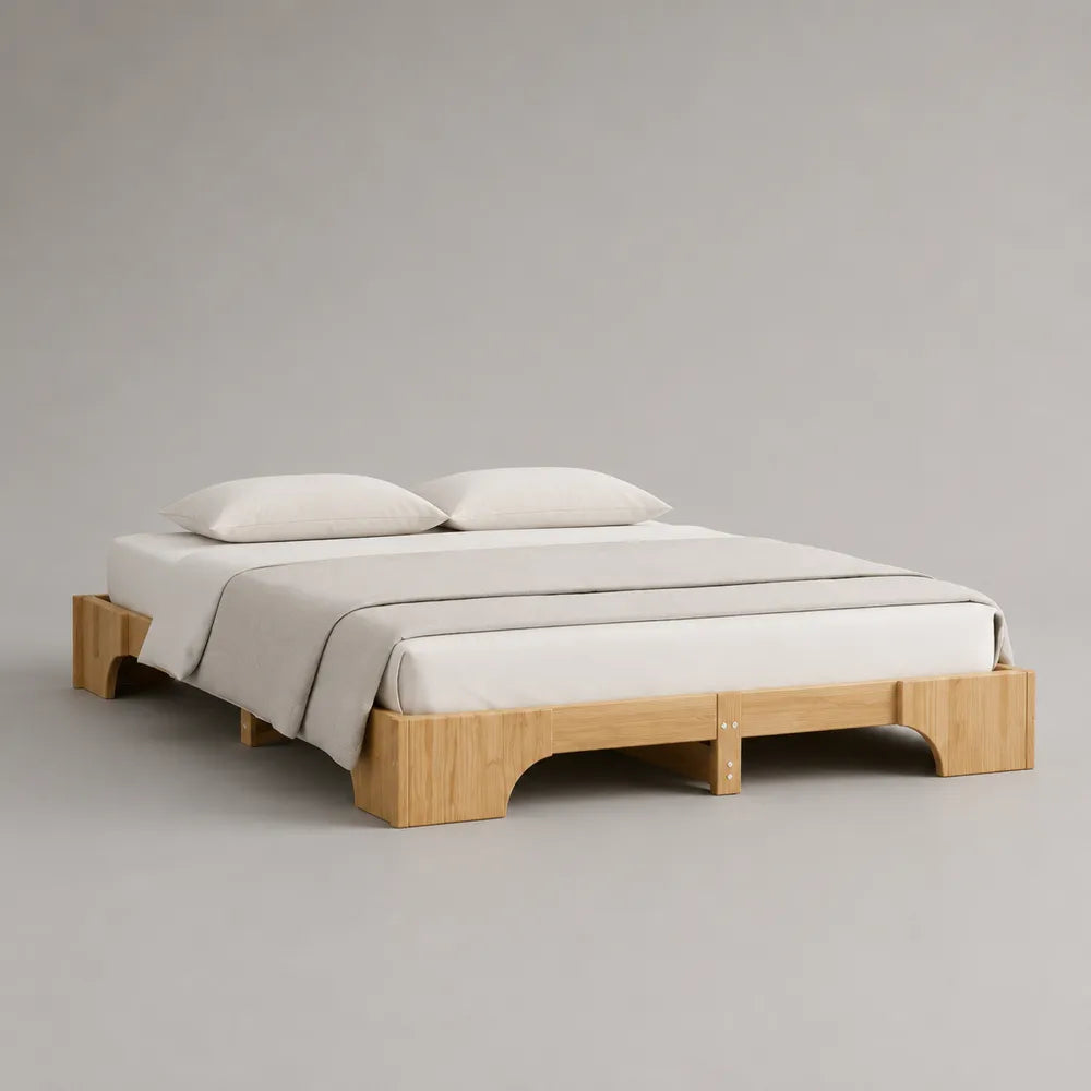 Letto matrimoniale in legno naturale con struttura bassa rettangolare 160x200 cm